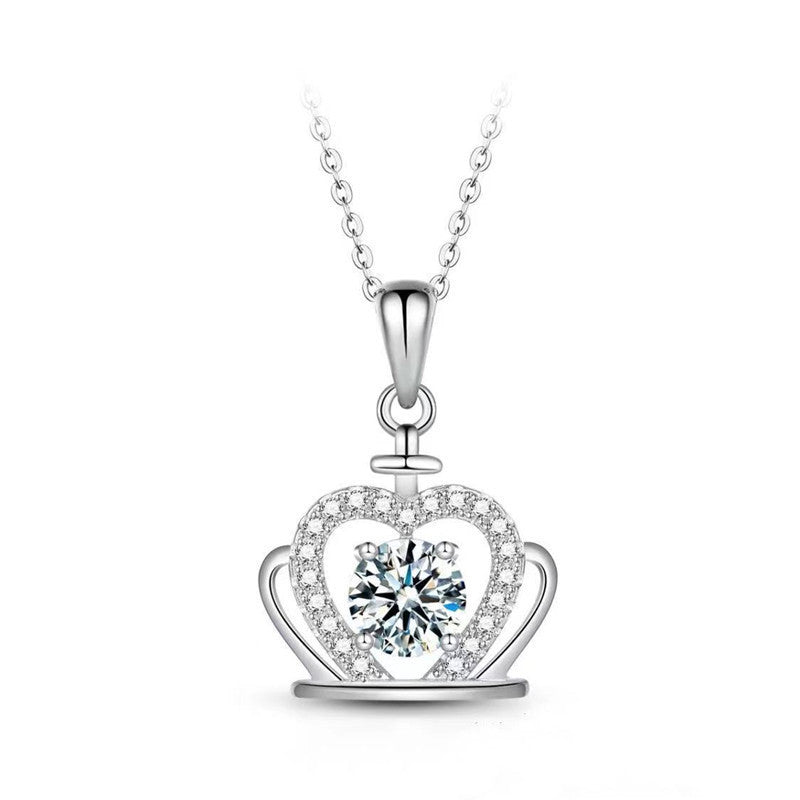 18K Gold Pendant Fashion Simple Crown Diamond Necklace